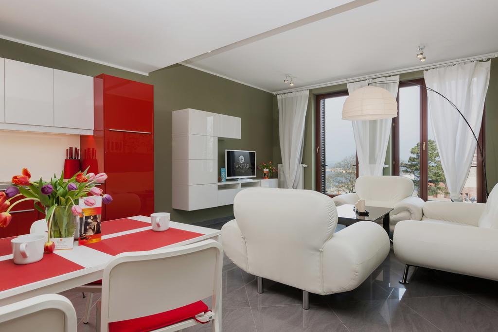 Jantar Apartamenty Deluxe Sea View Kolobrzeg Exterior photo